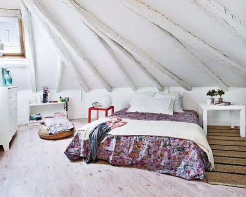 “Hô biến” gác mái 50m2 rực rỡ sắc màu - 8